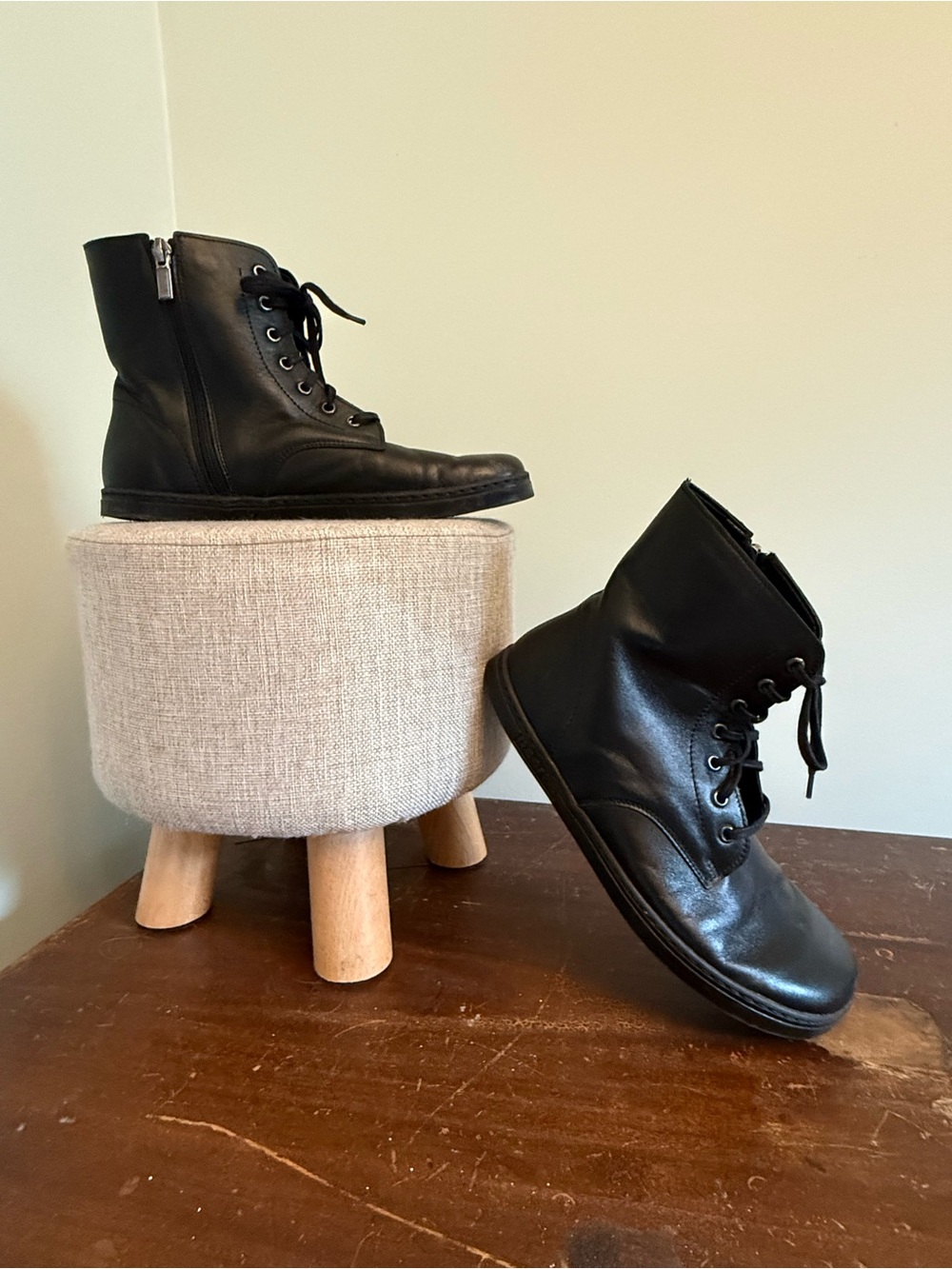 Peerko Black Leather Lace-Up Boots women’s 10